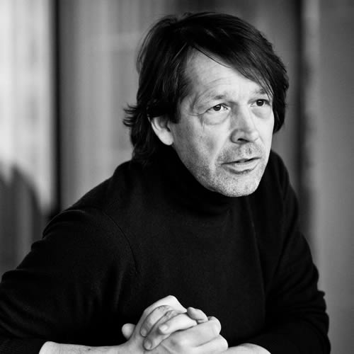 Peter Saville Pays Homage To The DNA Of Hennessy V.S.O.P Privilege Cognac